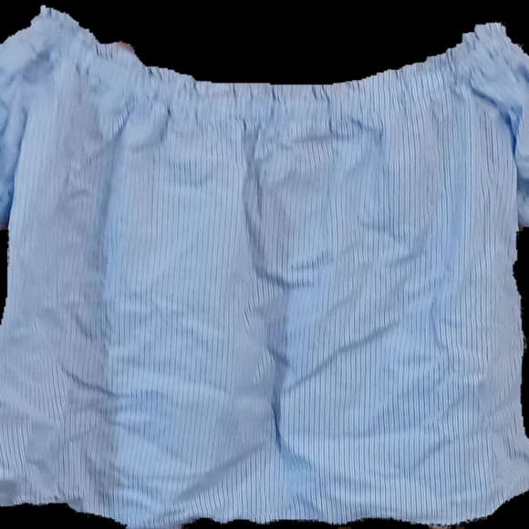 Crop top - Picture 2 of 2